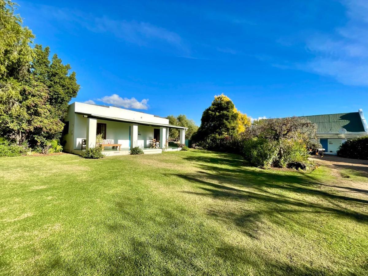 Blue Cow Barn - Boutique Farm Guest House Barrydale Exterior photo